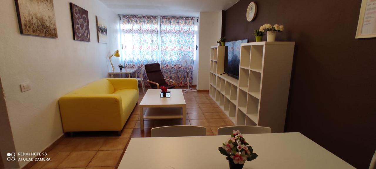 Picasso Apartamento Vecindario  Exterior foto
